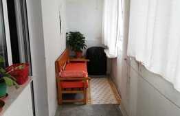 Apartament 3 camere, 72 mp, semidecomandat,zona Baba Novac