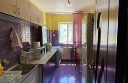 Apartament de 2 camere, 56 mp, decomandat, zona Titan