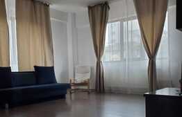 Apartament de 3 camere, 77 mp, decomandat, zona Jiului