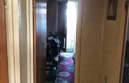 Apartament de 3 camere, 59 mp, renovabil, zona Trapezului