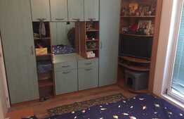 Apartament 4 camere, 81 mp, 2 balcoane, zona Sebastian