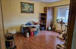 Apartament 3 camere, 78mp, etaj intermediar, zona 13 Septmebrie