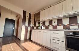 Apartament 3 camere, 80mp, 1 decembrie 1918.