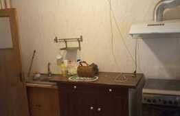 Apartament de 3 camere, 64 mp, semidecomandat, zona Pantelimon