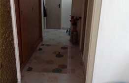 Apartament de 3 camere, 69 mp, semidecomandat, zona Pantelimon