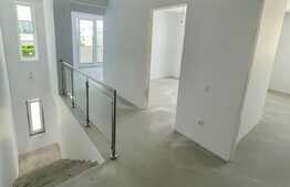 Duplex 4 camere, 114 mp, Tunari 