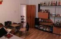 Apartament de 3 camere, balcon, 70 mp, zona Pantelimon