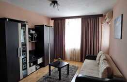 Garsoniera de 34 mp, etaj intermediar, zona 1 Decembrie 