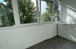 Apartament de 2 camere, 50 mp, etaj intermediar,  zona Auchan Titan 