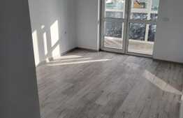 Apartament de 3 camere, gradina, 68 mp, zona Fundeni