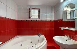 Apartament 3 camere, 68 mp, parcare, zona Margeanului