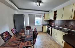 Apartament 3 camere, 73 mp, etaj intermediar,  zona 13 Septembrie 