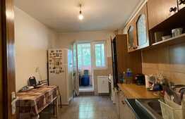 Apartament 4 camere, 80 mp, etaj intermediar, zona Margeanului 