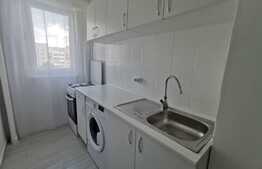 Apartament de 2 camere, decomandat, renovat complet, zona Victoriei