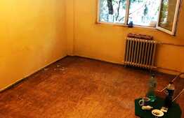 Apartament 3 camere, 54 mp, decomandat, zona Teiul Doamnei