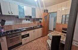 Apartament 3 camere, 70 mp, semidecomandat, zona Gorjului