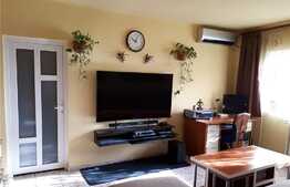 Apartament 3 camere, semidecomandat, 65mp, parcare, zona Rahova