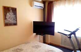 Apartament 3 camere, semidecomandat, 65mp, parcare, zona Rahova