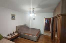 Garsoniera mobilata, 30 de mp, etaj intermediar, zona Titan