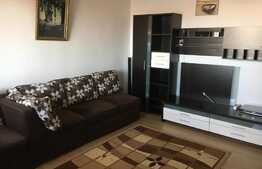 Apartament de 3 camere, semidecomandat, zona Domenii