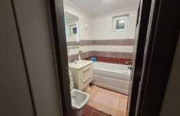 Apartament 3 camere, 74 mp, modern, zona Margeanului