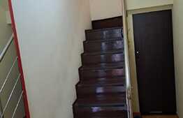 Casa 4 camere, 127 mp, zona Vasile Lascar