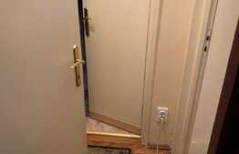 Apartament de 3 camere, 54 mp, balcon, zona Pajura