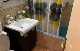 Apartament de 3 camere, 54 mp, balcon, zona Pajura