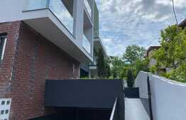 Apartament 3 camere, 79 mp, parcare, Bulevardul Decebal