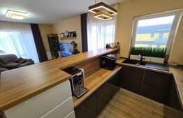 Apartament 3 camere, 73 mp, zona Costin Georgian