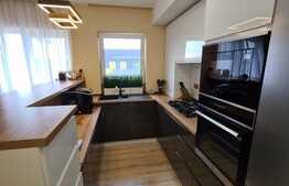 Apartament 3 camere, 73 mp, zona Costin Georgian