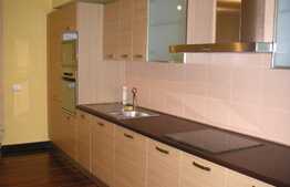 Apartament 3 camere, 104 mp, zona Herastrau