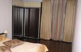 Apartament 3 camere, 104 mp, zona Herastrau