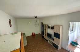 Apartament de 2 camere, 42 mp, decomandat, zona Bvd 1 Decembrie 1918