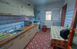 Apartament de 3 camere, 78 mp, etaj intermediar, zona 13 Septembrie