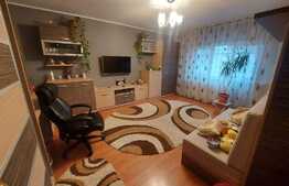 Apartament de 3 camere, 78 mp, etaj intermediar, zona 13 Septembrie