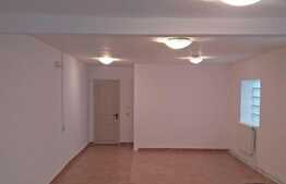 Apartament de 3 camere, 70 mp, semidecomandat, zona 13 Septembrie