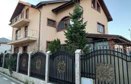 Casa Individuala, 4 camere, 300 mp, terasa, in Otopeni