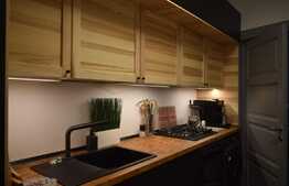 Apartament de 3 camere, la cheie, 84 mp, loc de parcare inclus, zona Unirii