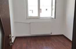 Apartament de 2 camere, 35 mp, decomandat, zona Eroii Revolutiei