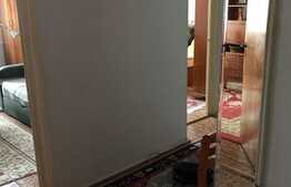 Apartament 3 camere, 70 mp, balcon, zona Vitan