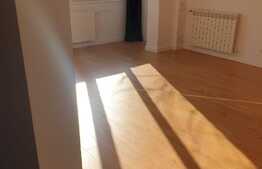 Garsoniera spatioasa, 42 mp, zona Vitan