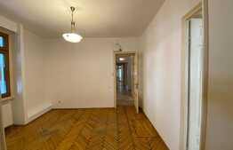 Apartament 5 camere in vila interbelica, 117 mp, Parcul Ioanid