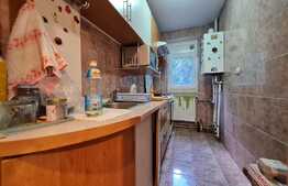 Apartament de 2 camere, 40 mp, decomandat, zona 1 Decembrie 1918