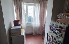 Garsoniera 30 mp, etaj intermediar, zona Titan