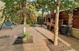 Casa Individuala, 6 Camere, 295mp, teren 325 mp,  Fundeni