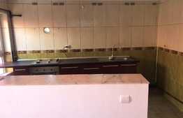  Casa de 3 apartamente, 170 mp utili, 160 mp teren, Sos Chitilei