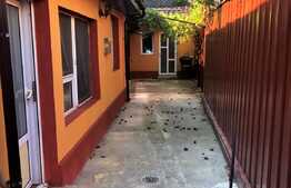  Casa de 3 apartamente, 170 mp utili, 160 mp teren, Sos Chitilei