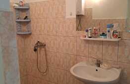 Casa de 3 camere, 64 mp, teren 149 mp, in cartierul 23 August