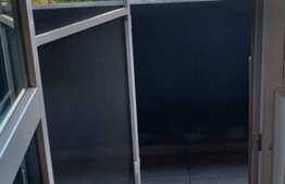 Apartament de 2 camere, 50mp, decomandat, zona 1 Decembrie 